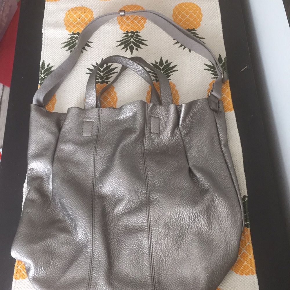 Large Banana Republic bag